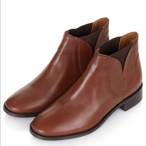 Topshop Tan “Bingo” Chelsea Boots - Size 37/6.5